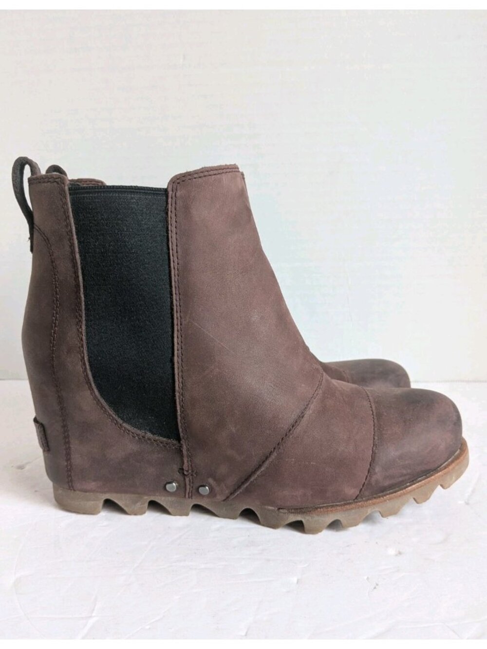 SOREL Women's Lea Leather Chelsea Hidden Wedge Boots Size 7 NL2704-628 Brown